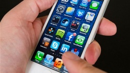 Apple'ın Akıllı Telefonu iPhone Hack'lediler!