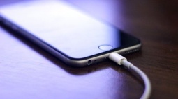 Bim Orjinal iPhone Şarj Kablosu Satacak!