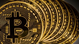 Bitcoin'in Değeri Altın İle Yarışıyor!