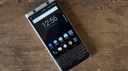 BlackBerry KeyONE İşkence Testinde!