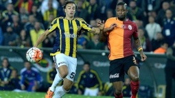 Galatasaray - Fenerbahçe Maçı Twitter'ı Yerinden Oynattı!