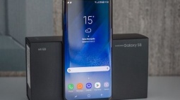 Mini Galaxy S8 Geliyor!