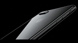 Sevgililerini Kandırıp 20 Adet iPhone 7 ile Ev Sahibi Oldu!