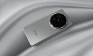 Vivo X200 Ultra'nın İmza Tasarımlı Yeni Versiyonu için Rimowa ile Ortaklık Kuracak