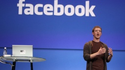 Zuckerberg Hisselerini Satıyor Mu?